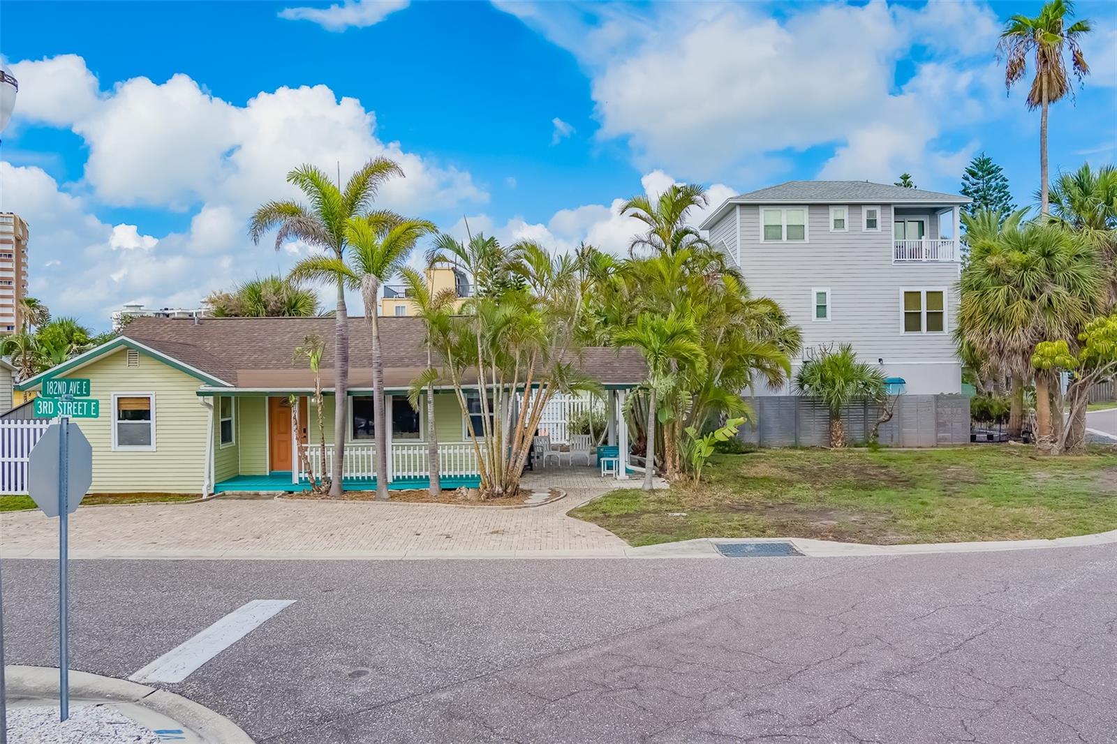 Details for 18198 3rd Street E, REDINGTON SHORES, FL 33708