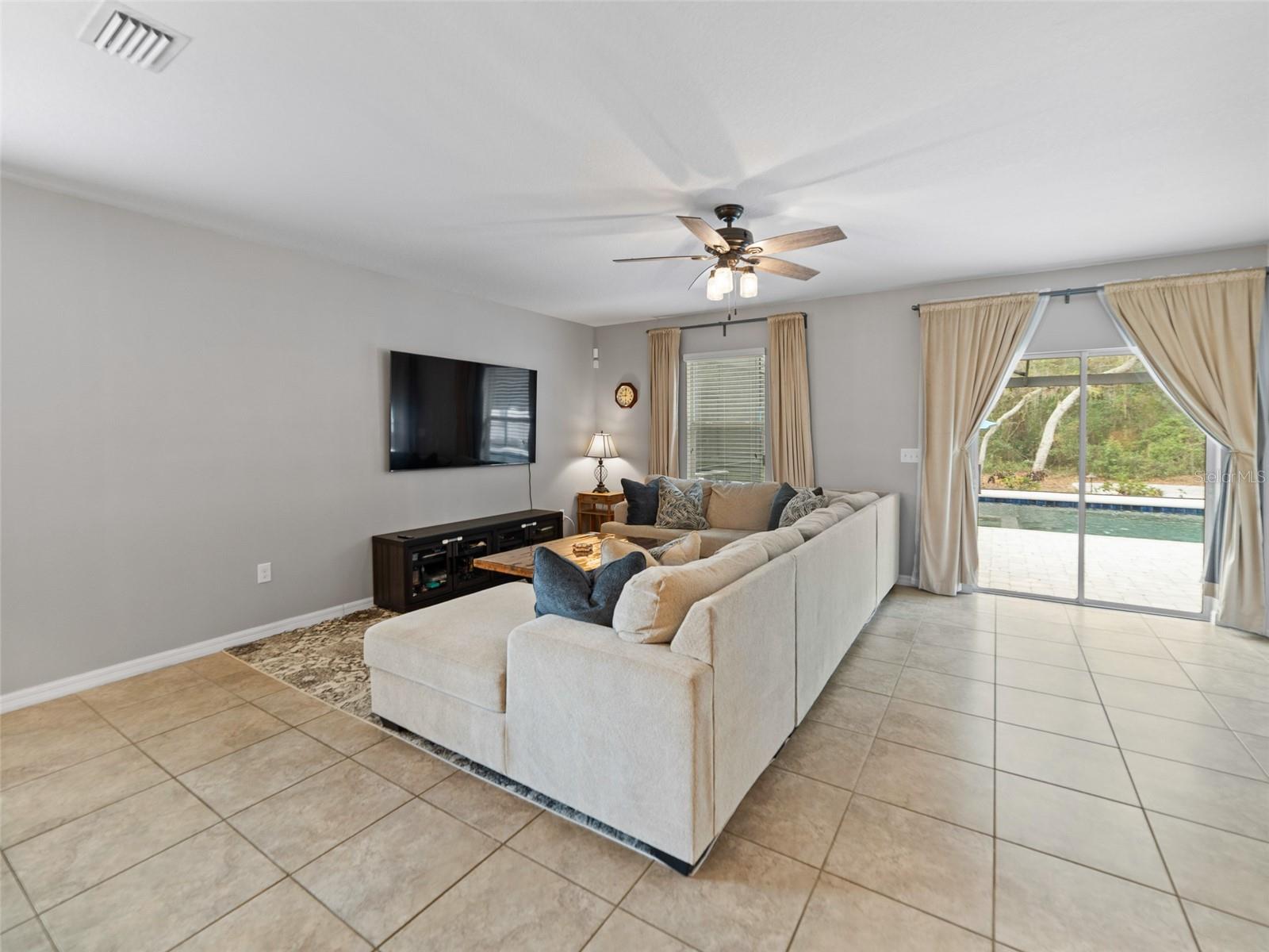 Image 16 of 46 For 12607 Flatwood Creek Drive