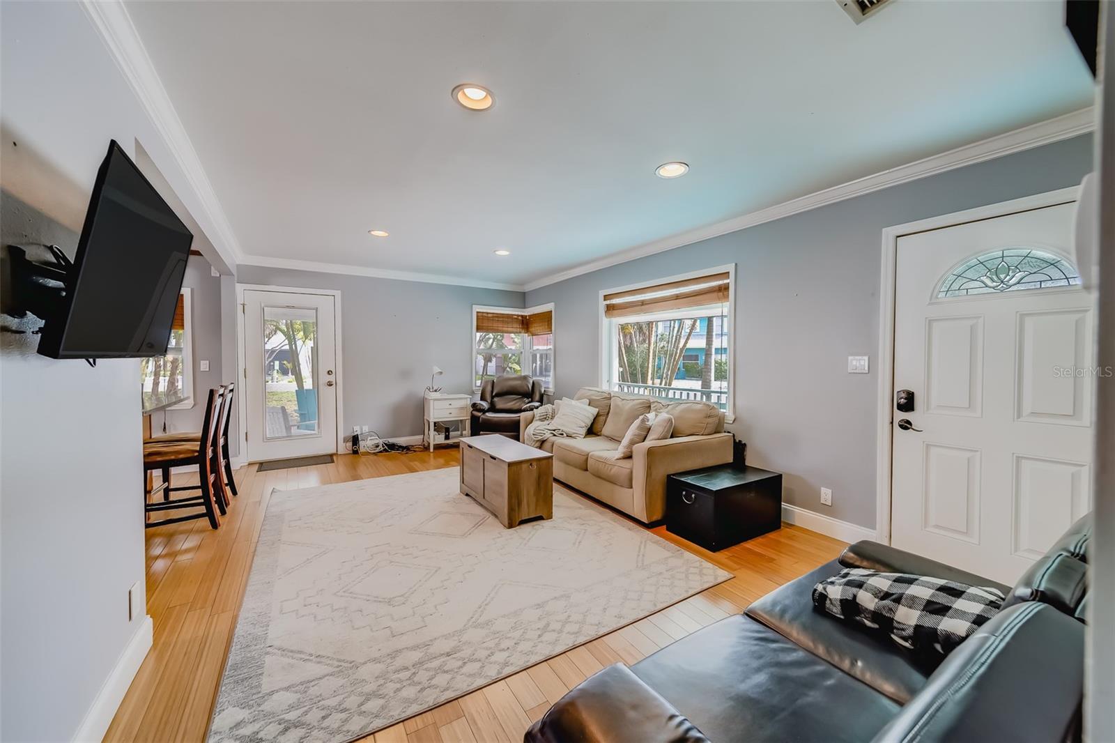 Image 16 of 67 For 18198 3rd Street E