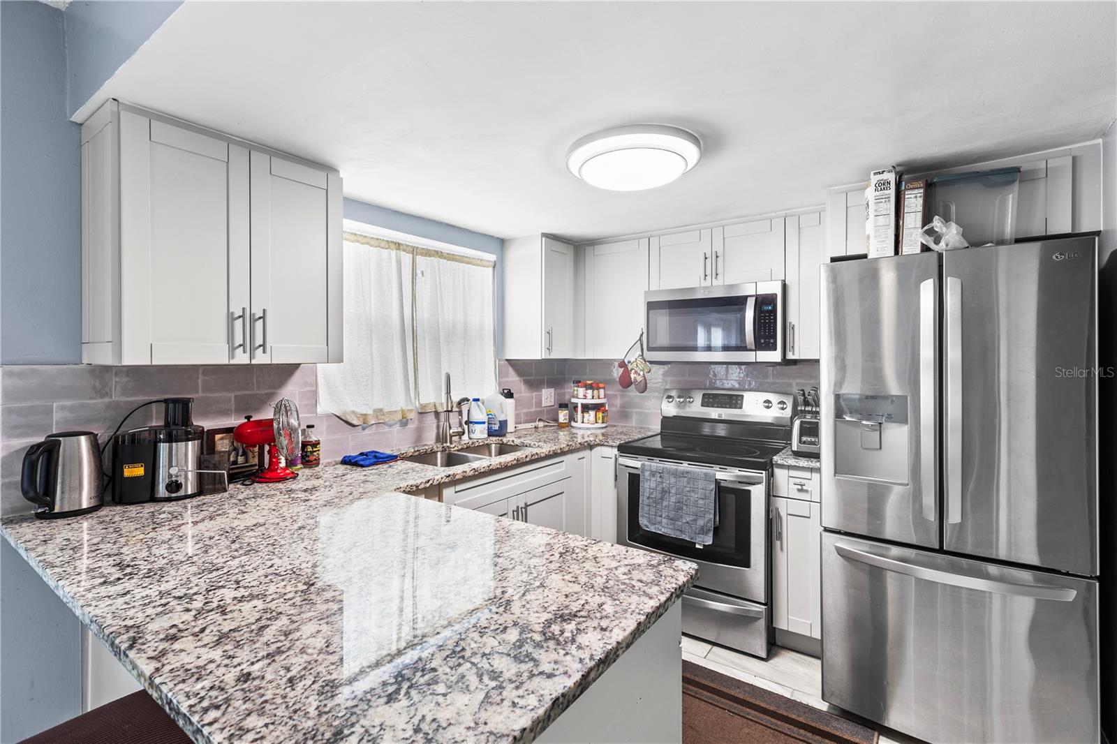 Image 12 of 47 For 7606 Woodbridge Boulevard