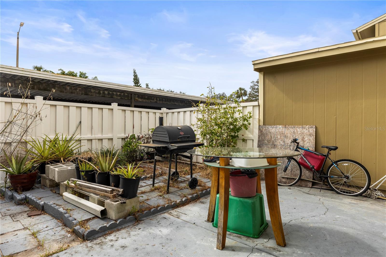 Image 31 of 47 For 7606 Woodbridge Boulevard