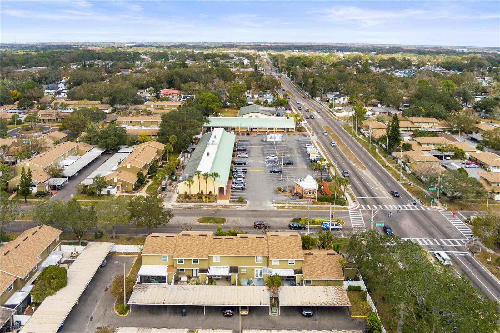 Image 39 of 47 For 7606 Woodbridge Boulevard