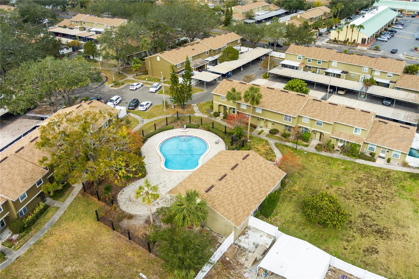 Image 43 of 47 For 7606 Woodbridge Boulevard