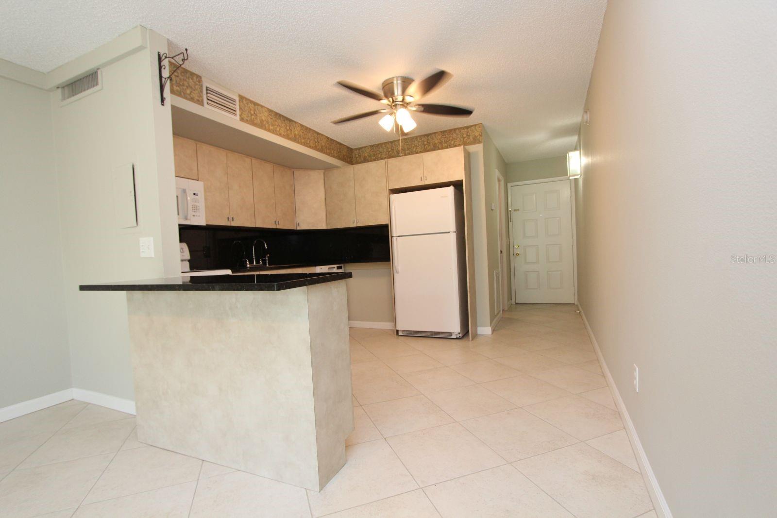Listing photo id 8 for 4513 Oak Drive Q31b