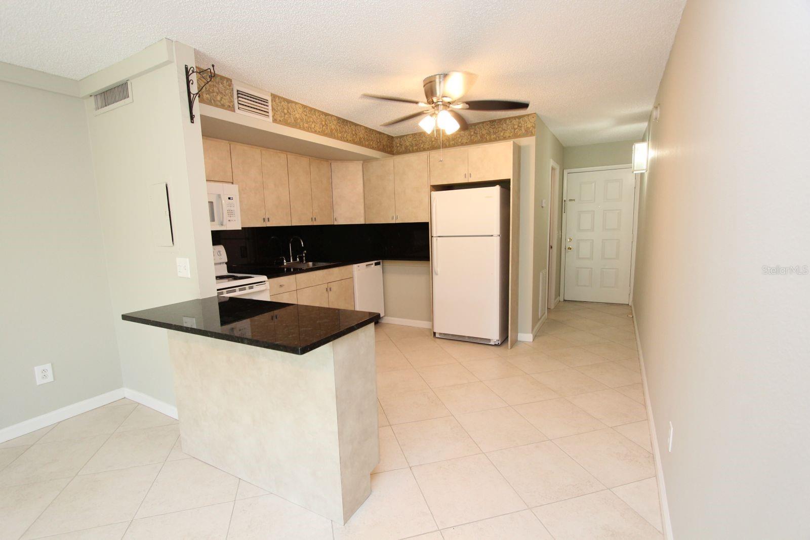 Listing photo id 6 for 4513 Oak Drive Q31b