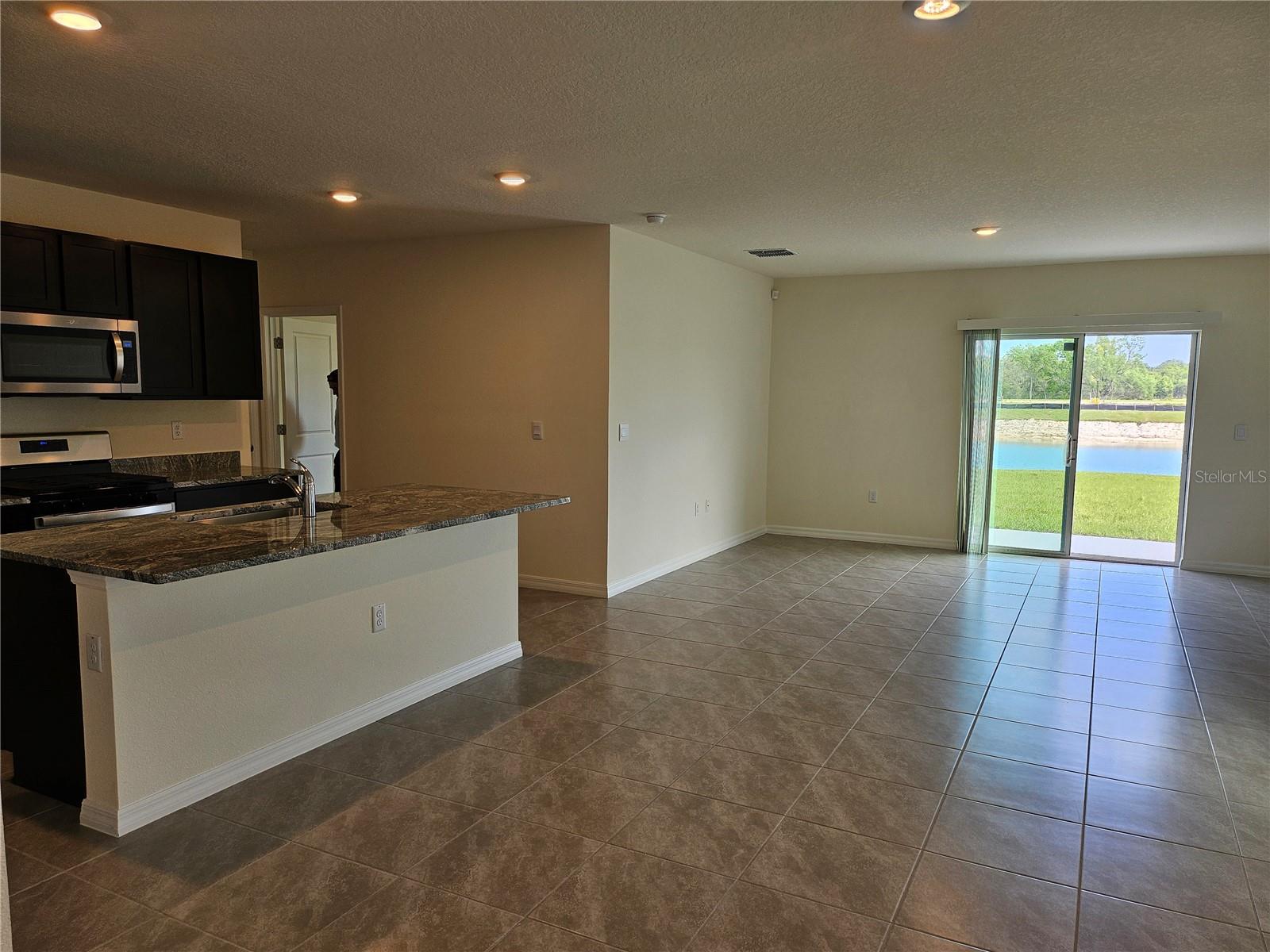 Image 4 of 29 For 35711 Sunflower Hill Drive