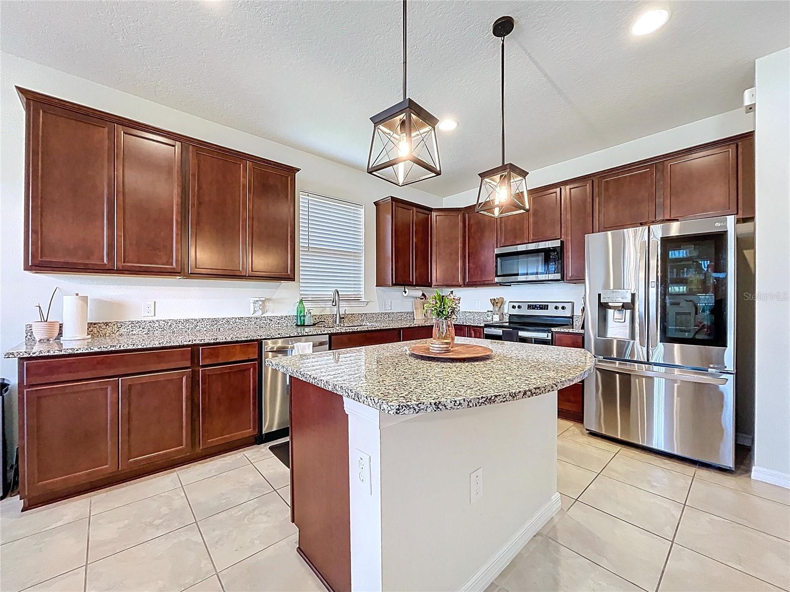 Image 10 of 47 For 8830 Fox Drive