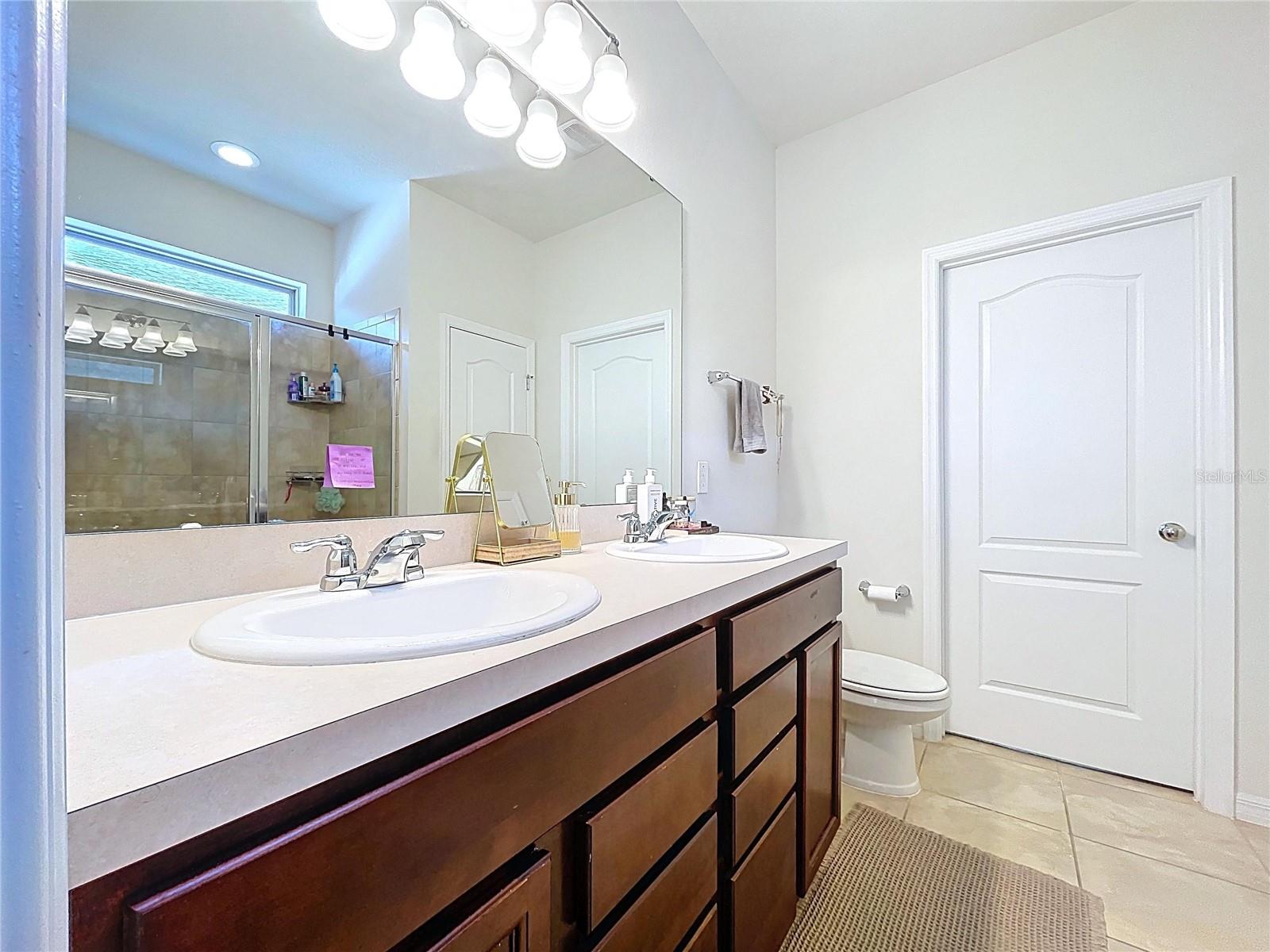Image 23 of 47 For 8830 Fox Drive