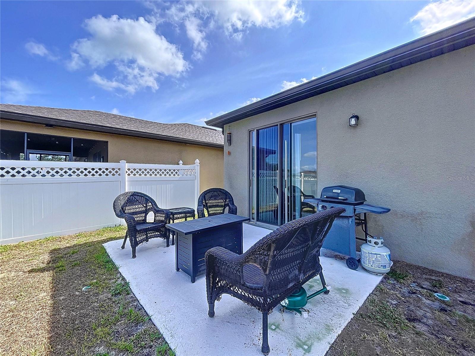 Image 36 of 47 For 8830 Fox Drive