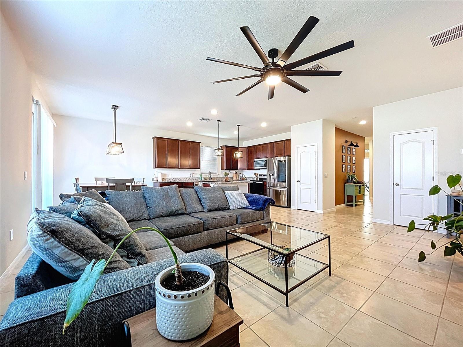 Image 7 of 47 For 8830 Fox Drive