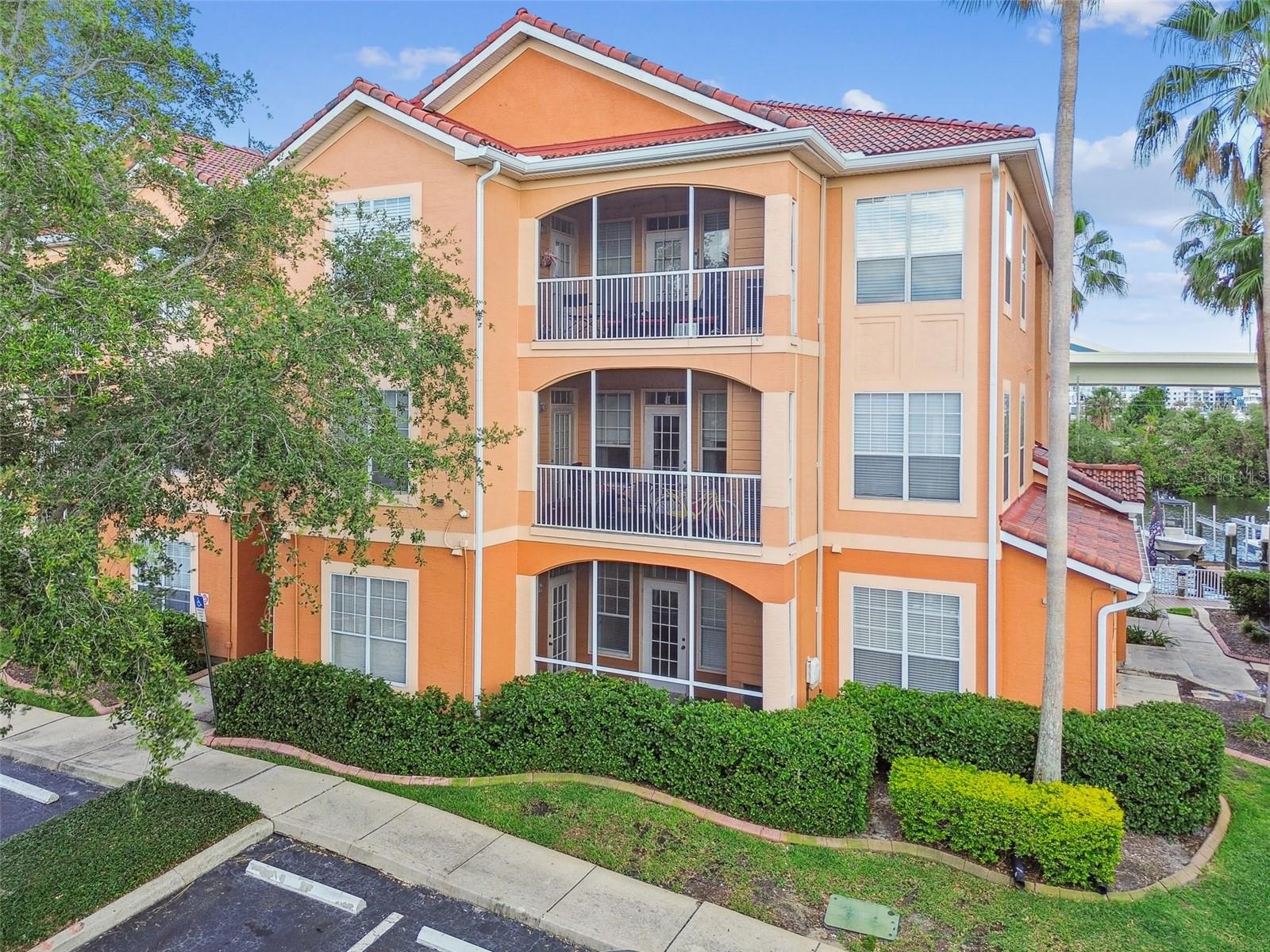 Image 10 of 59 For 5000 Culbreath Key Way 4-108