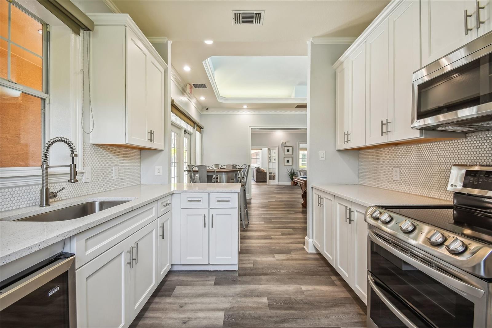 Image 38 of 59 For 5000 Culbreath Key Way 4-108
