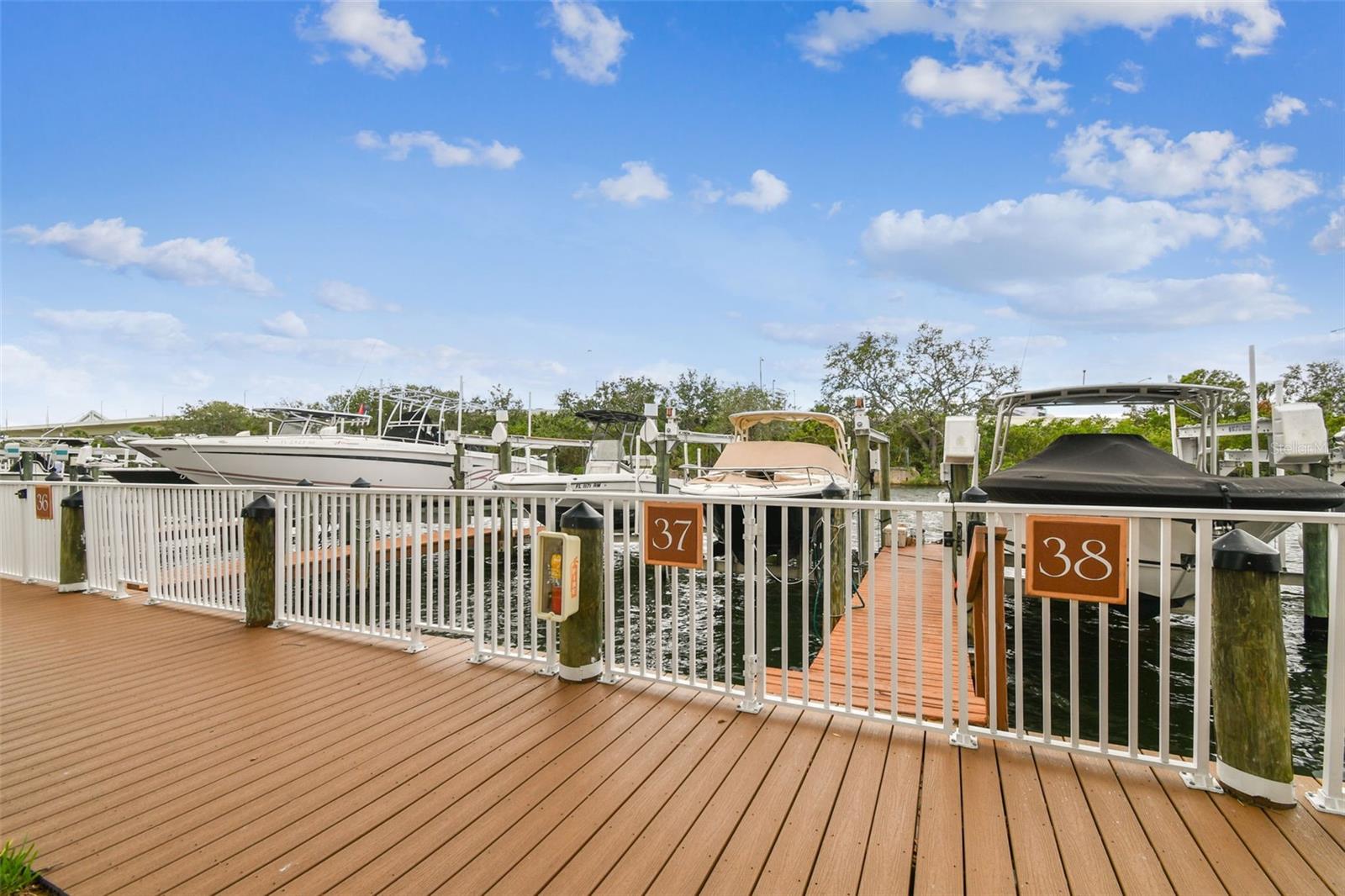 Image 42 of 59 For 5000 Culbreath Key Way 4-108