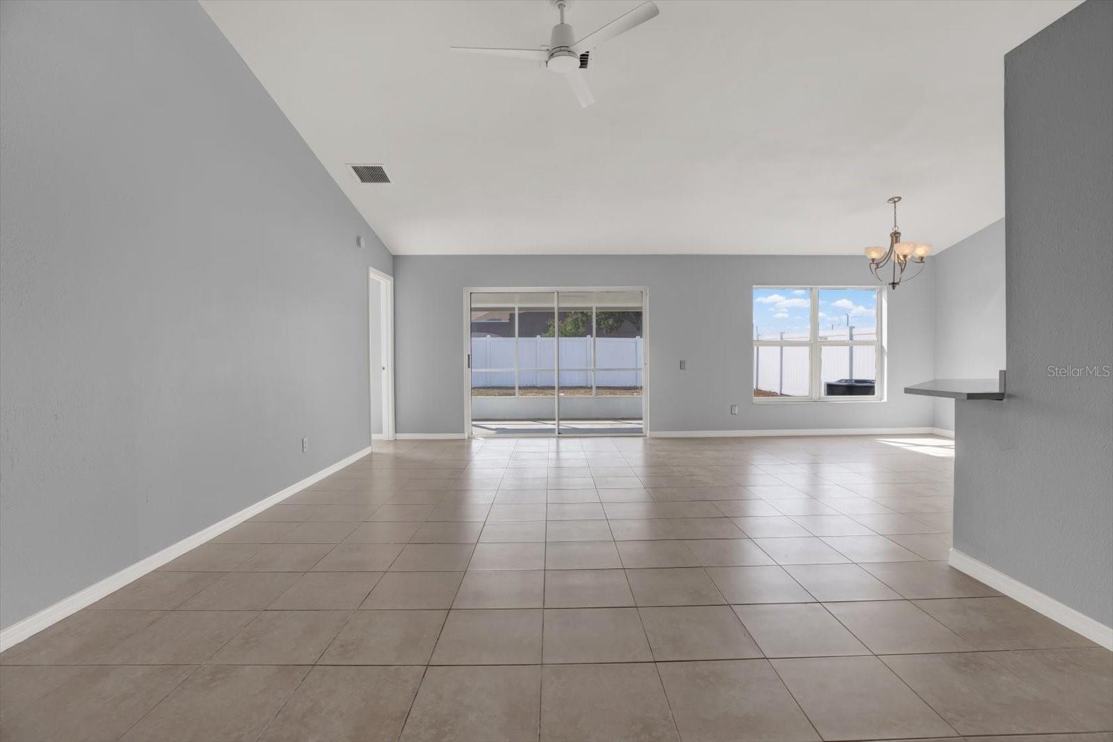 Image 10 of 34 For 11307 Calgary Circle