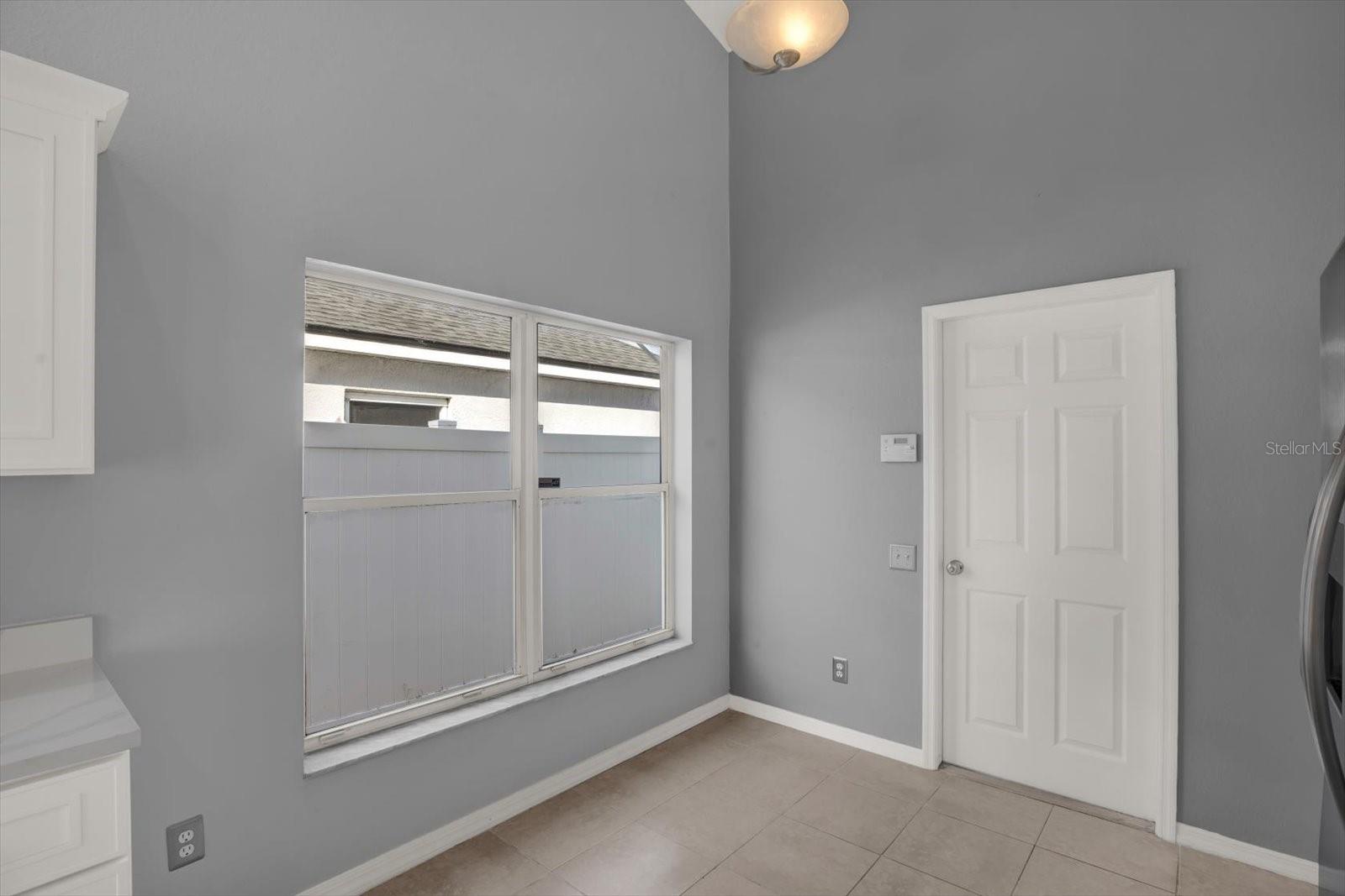 Image 26 of 34 For 11307 Calgary Circle