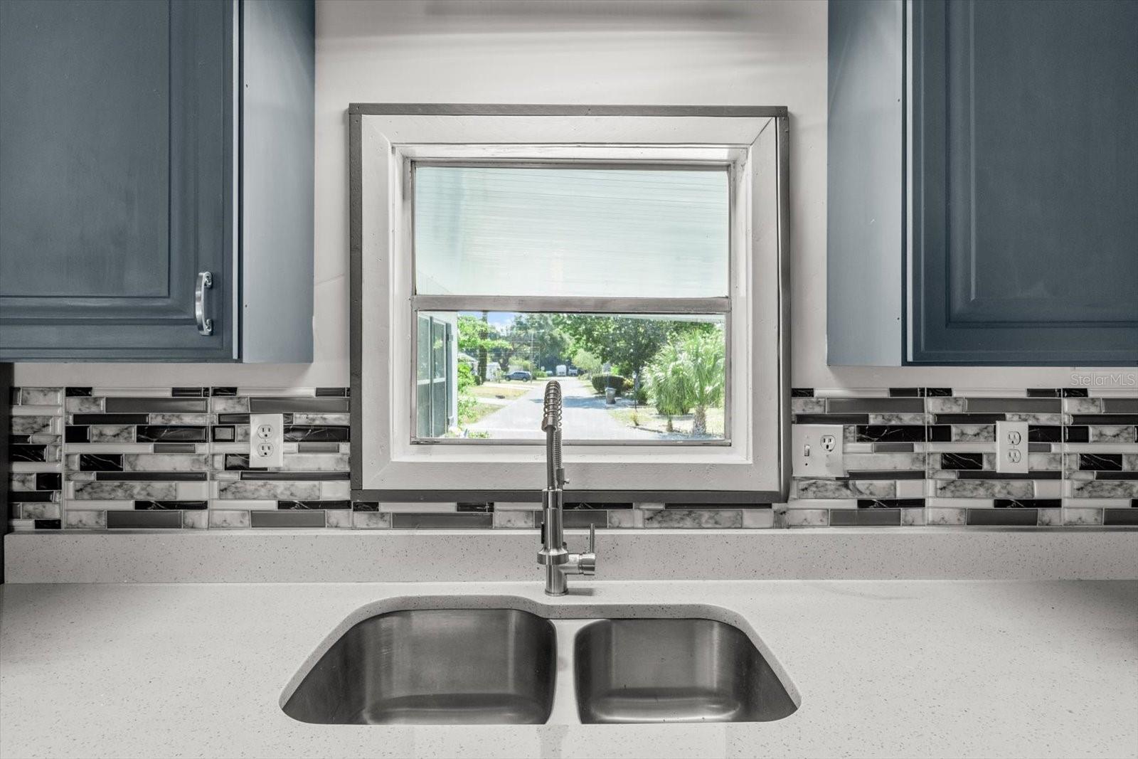Image 24 of 48 For 31151 Valencia Avenue