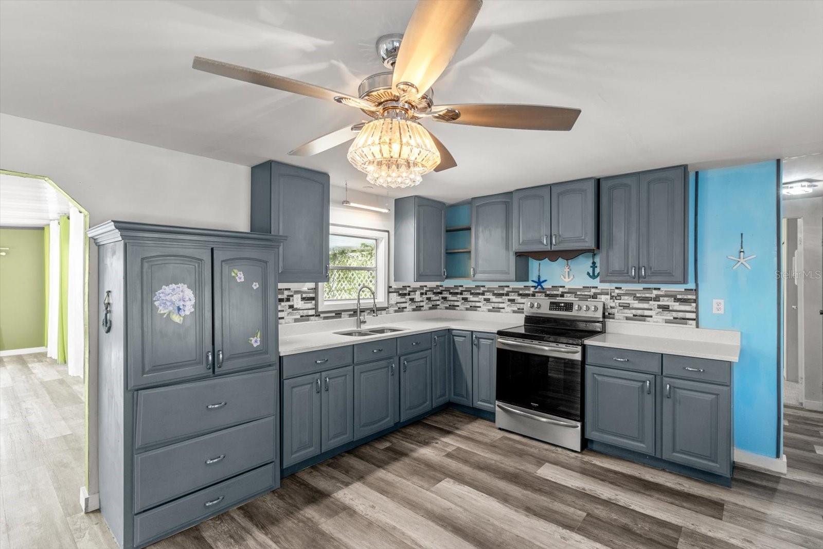 Image 3 of 48 For 31151 Valencia Avenue