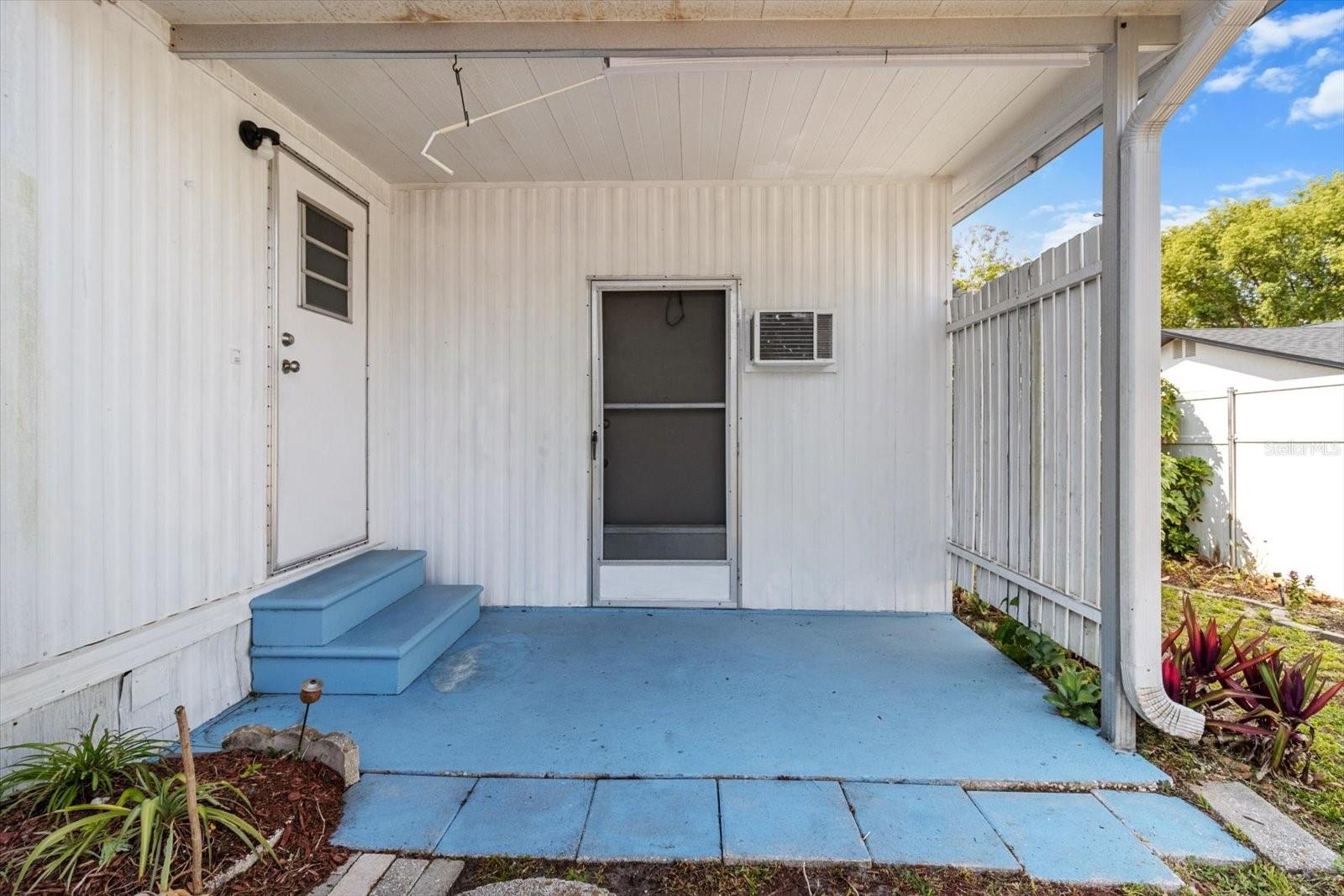 Image 36 of 48 For 31151 Valencia Avenue