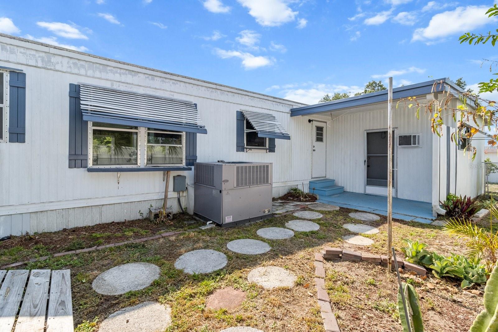 Image 38 of 48 For 31151 Valencia Avenue