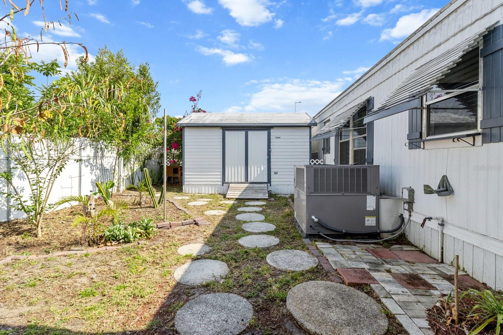 Image 39 of 48 For 31151 Valencia Avenue