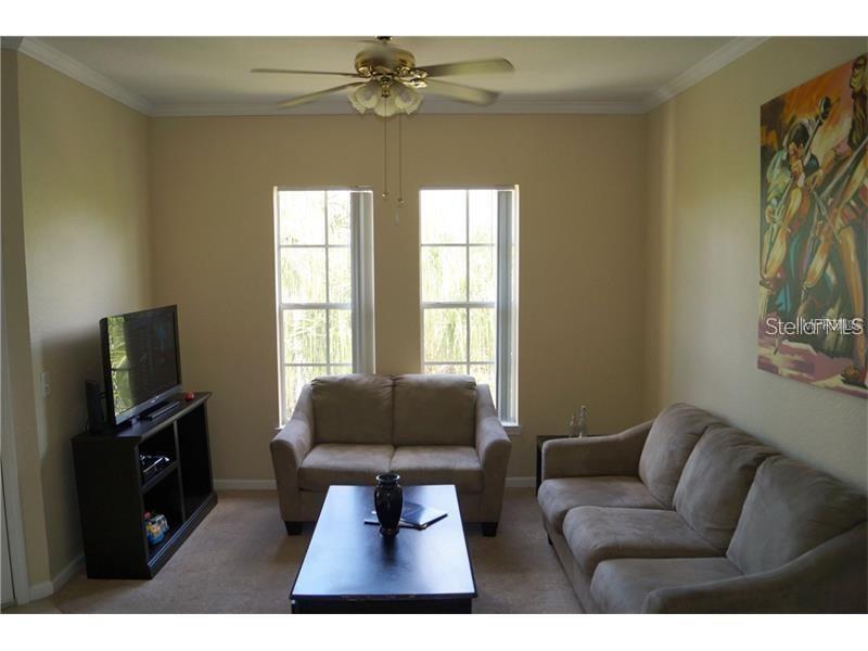 Image 7 of 13 For 9320 Crescent Loop Circle 304