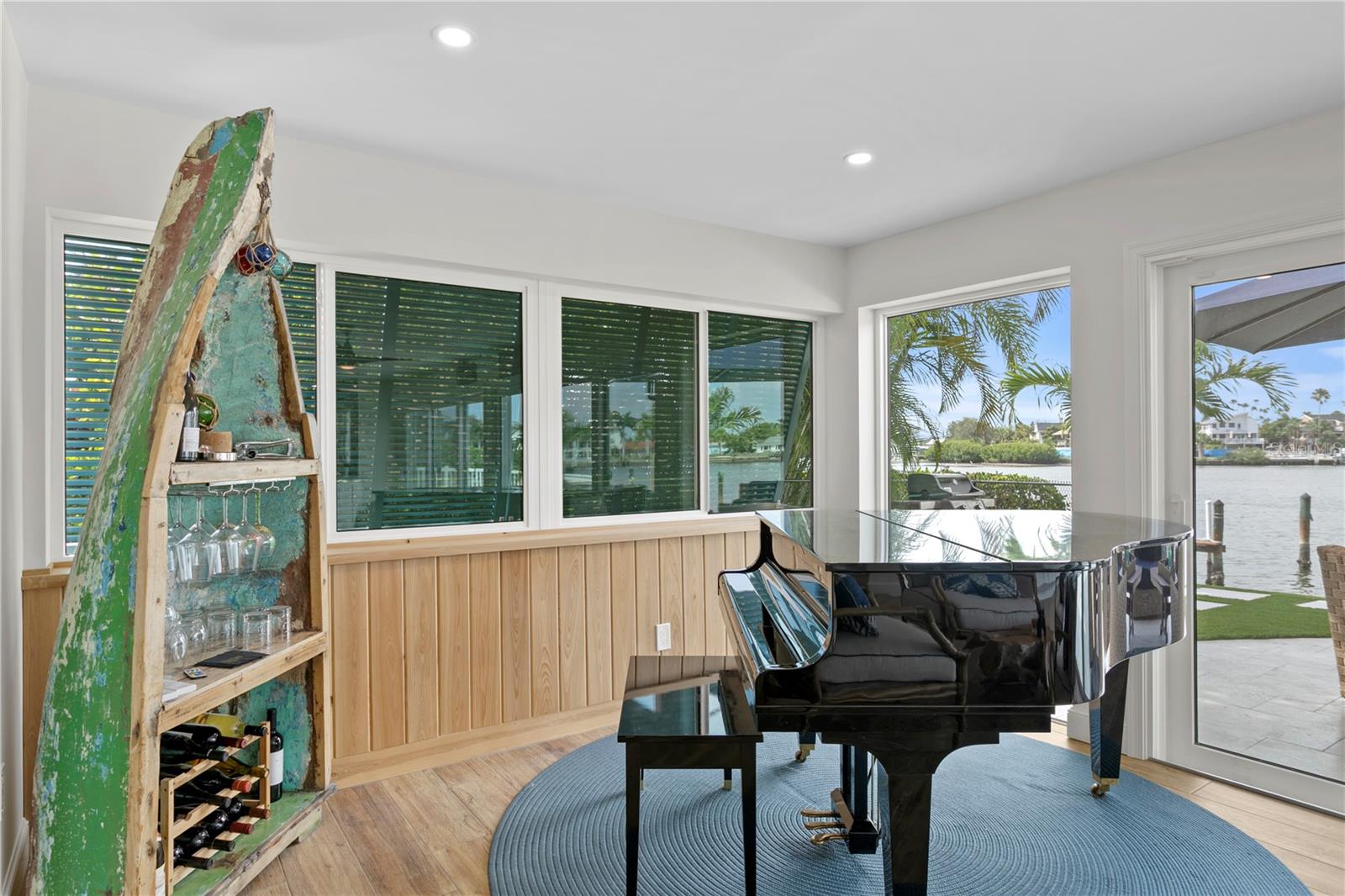 Image 11 of 46 For 243 Hermosita Drive
