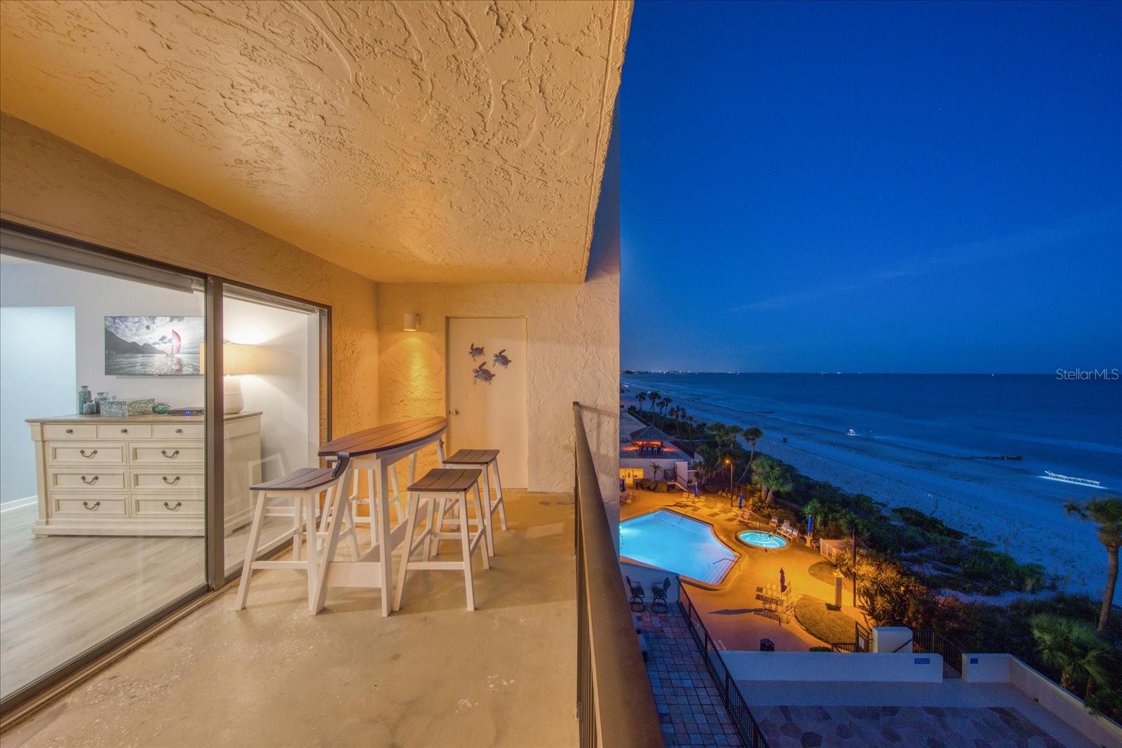 Image 11 of 44 For 15000 Gulf Boulevard 602