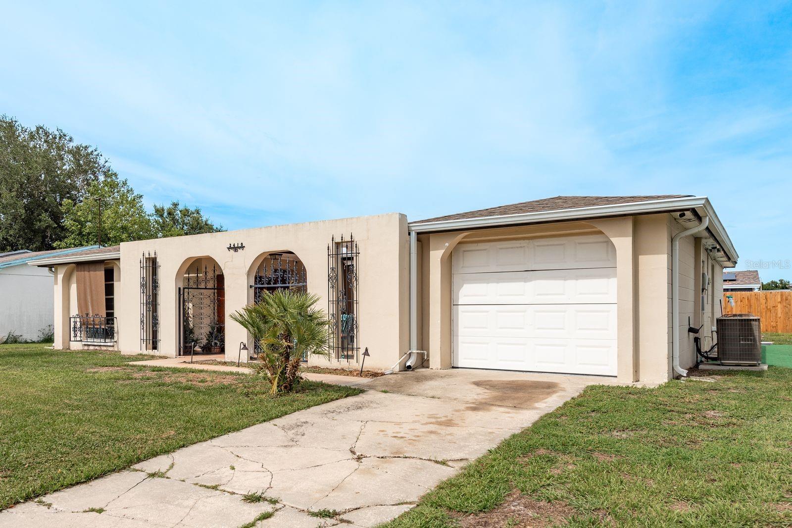 Image 4 of 50 For 3410 Brookfield Drive
