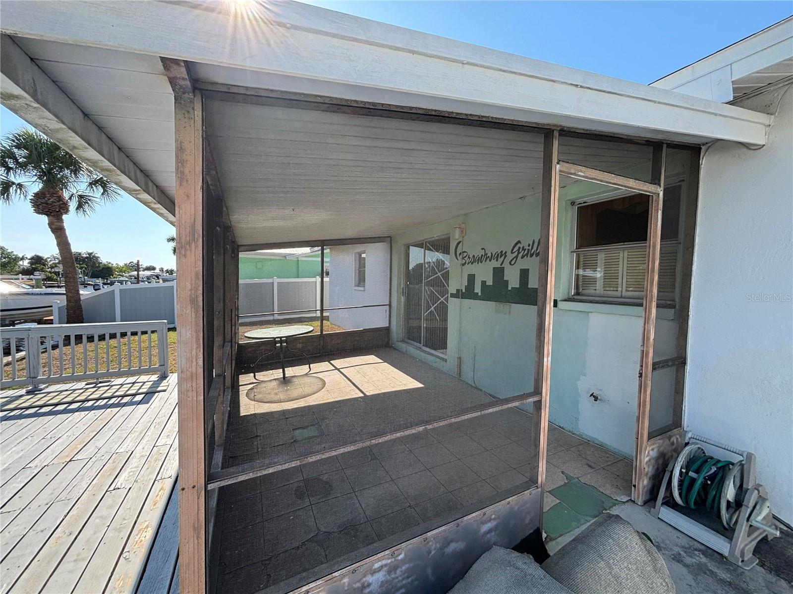 Image 15 of 18 For 8422 Boxwood Drive