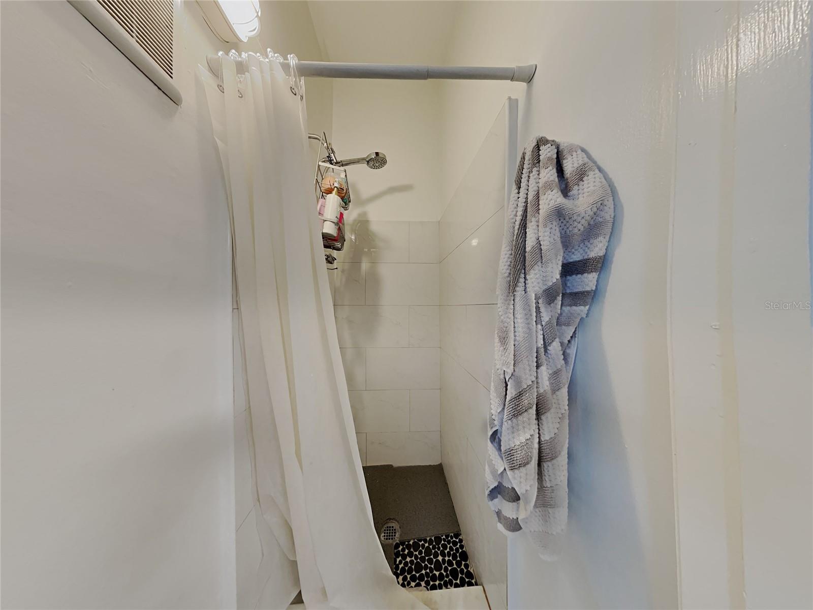 Image 11 of 23 For 2305 Texas Avenue 5