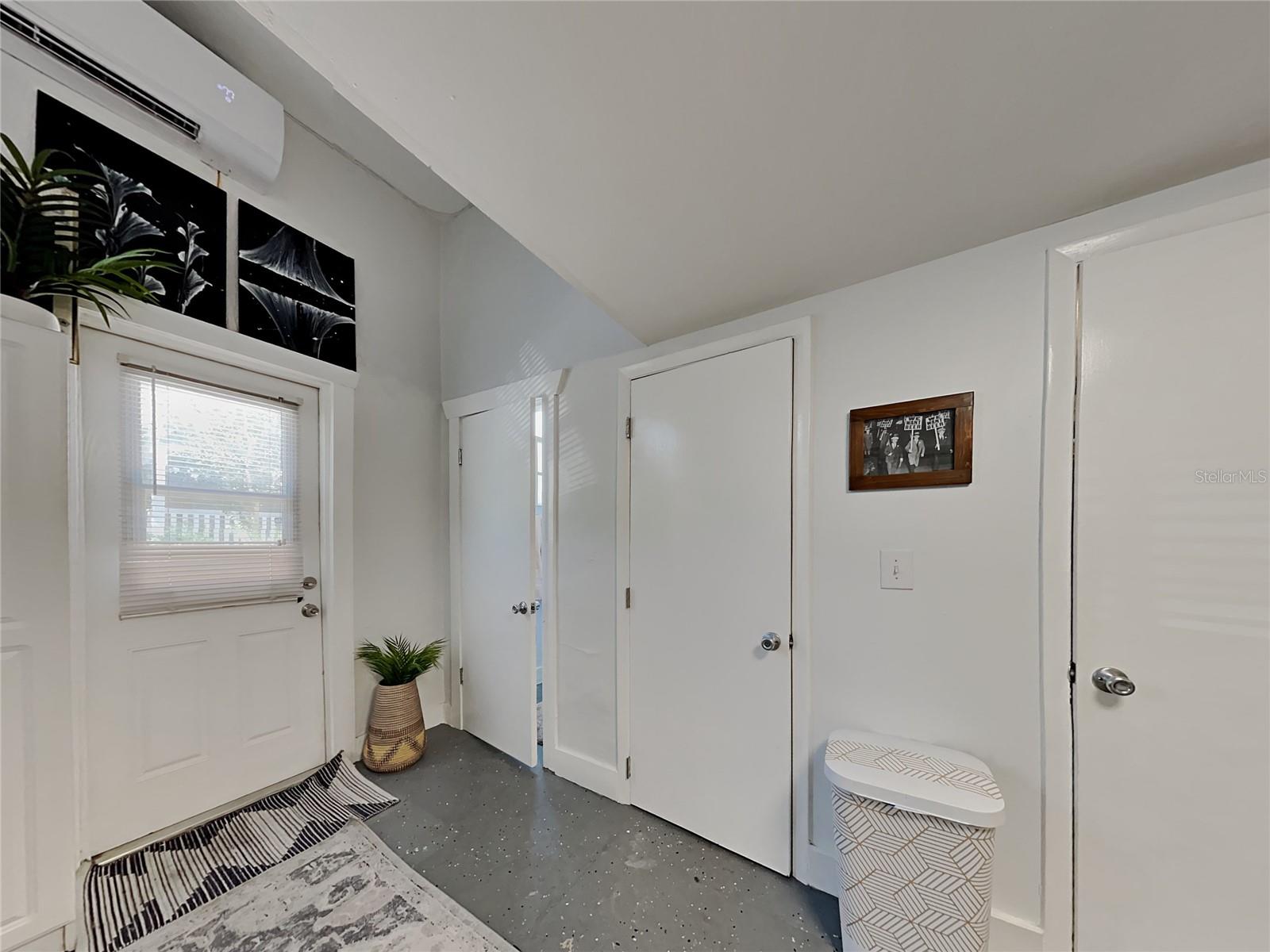 Image 9 of 23 For 2305 Texas Avenue 5