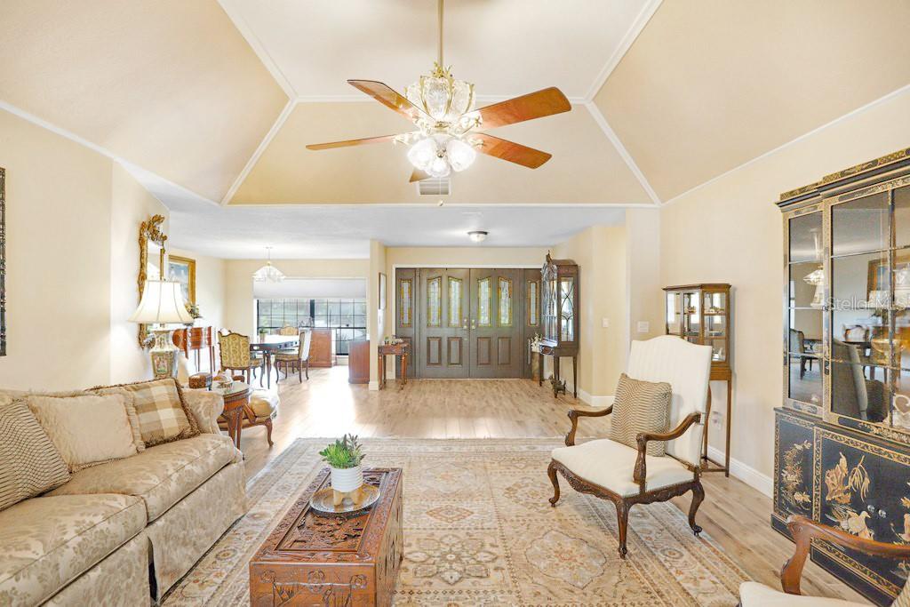 Image 19 of 79 For 5112 Lanai Way
