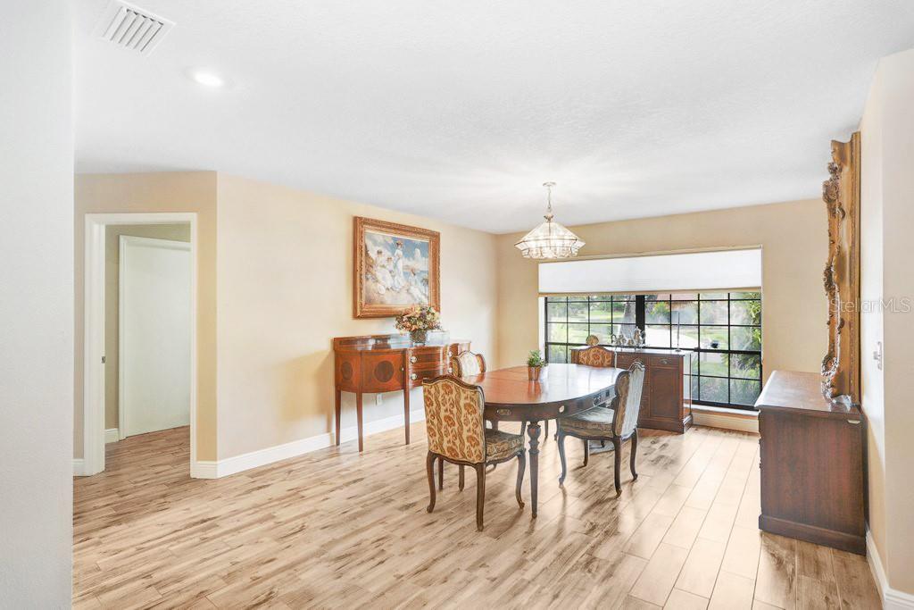 Image 20 of 79 For 5112 Lanai Way