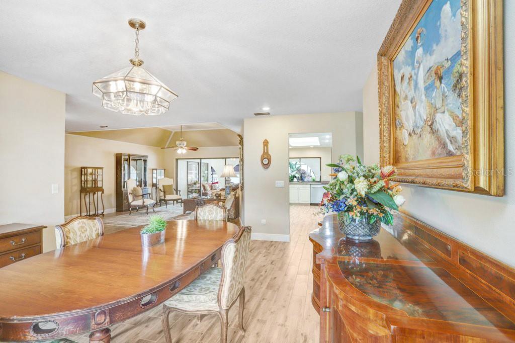 Image 21 of 79 For 5112 Lanai Way