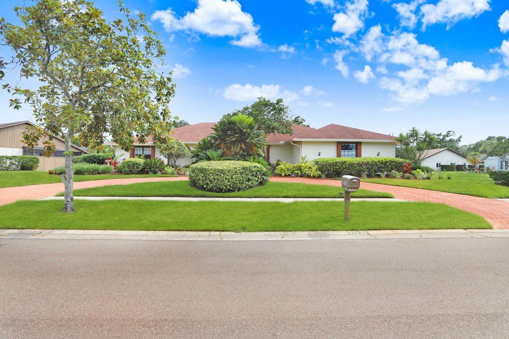 Image 4 of 79 For 5112 Lanai Way