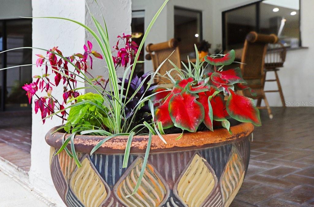 Image 70 of 79 For 5112 Lanai Way