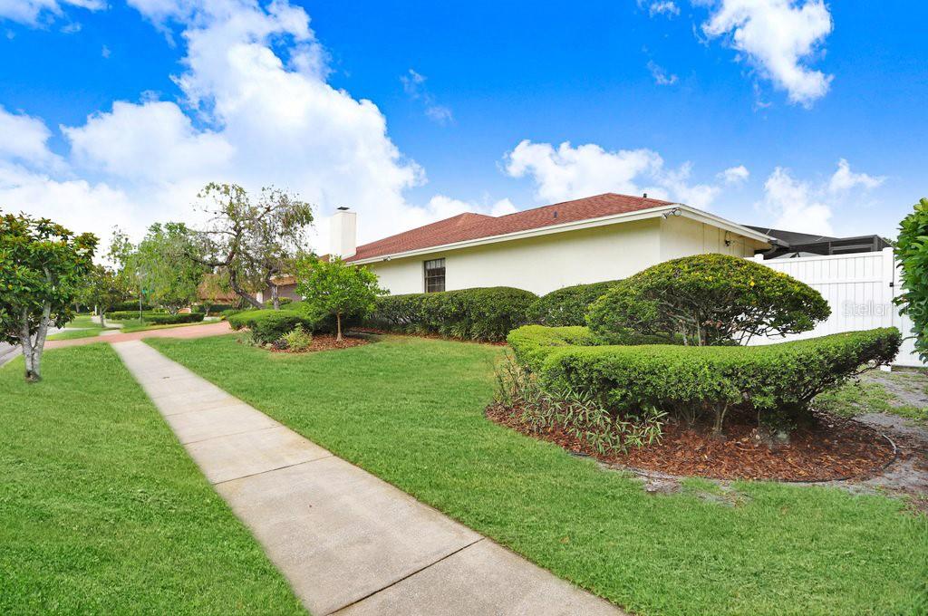 Image 9 of 79 For 5112 Lanai Way