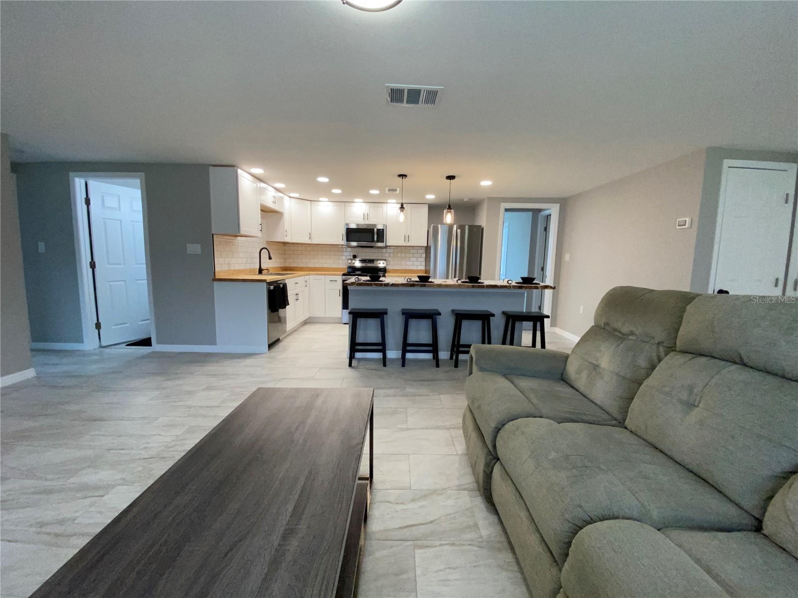 Image 4 of 28 For 12907 College Hill Drive