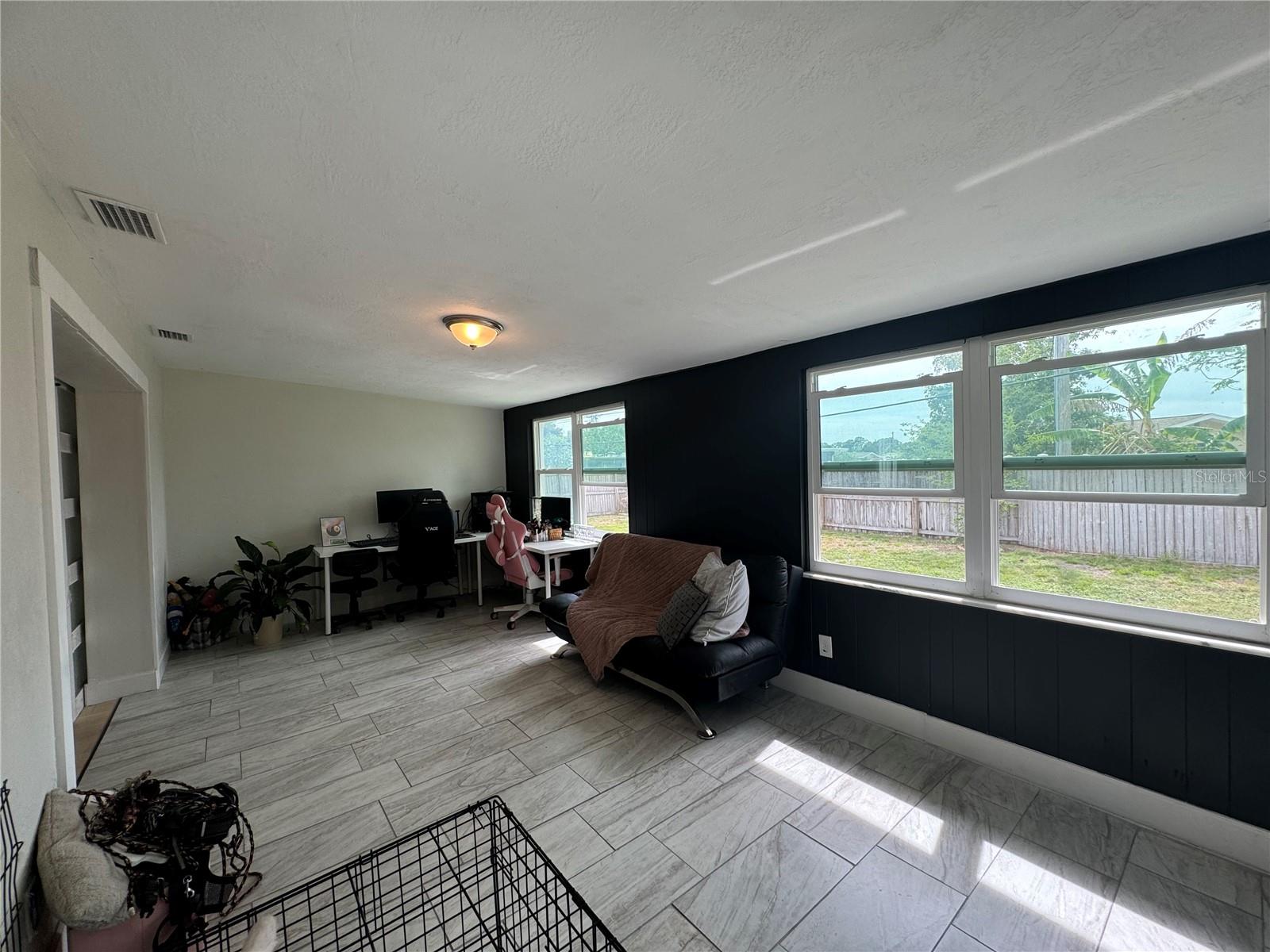 Image 17 of 40 For 3300 58th Street N