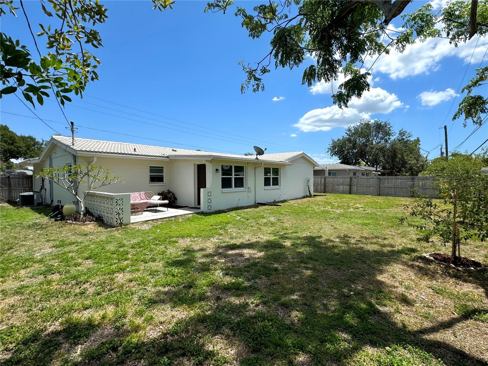 Image 34 of 40 For 3300 58th Street N