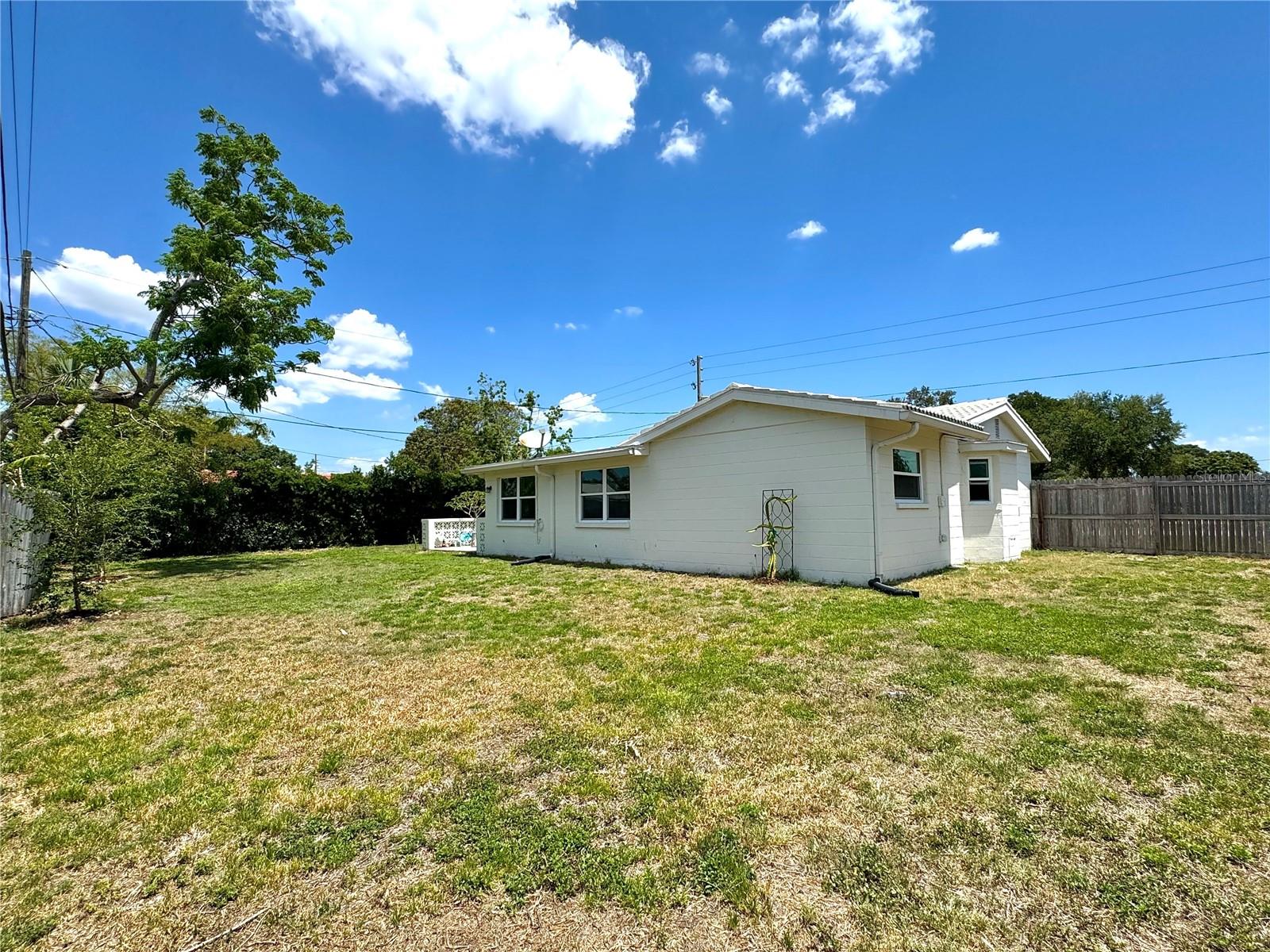 Image 36 of 40 For 3300 58th Street N