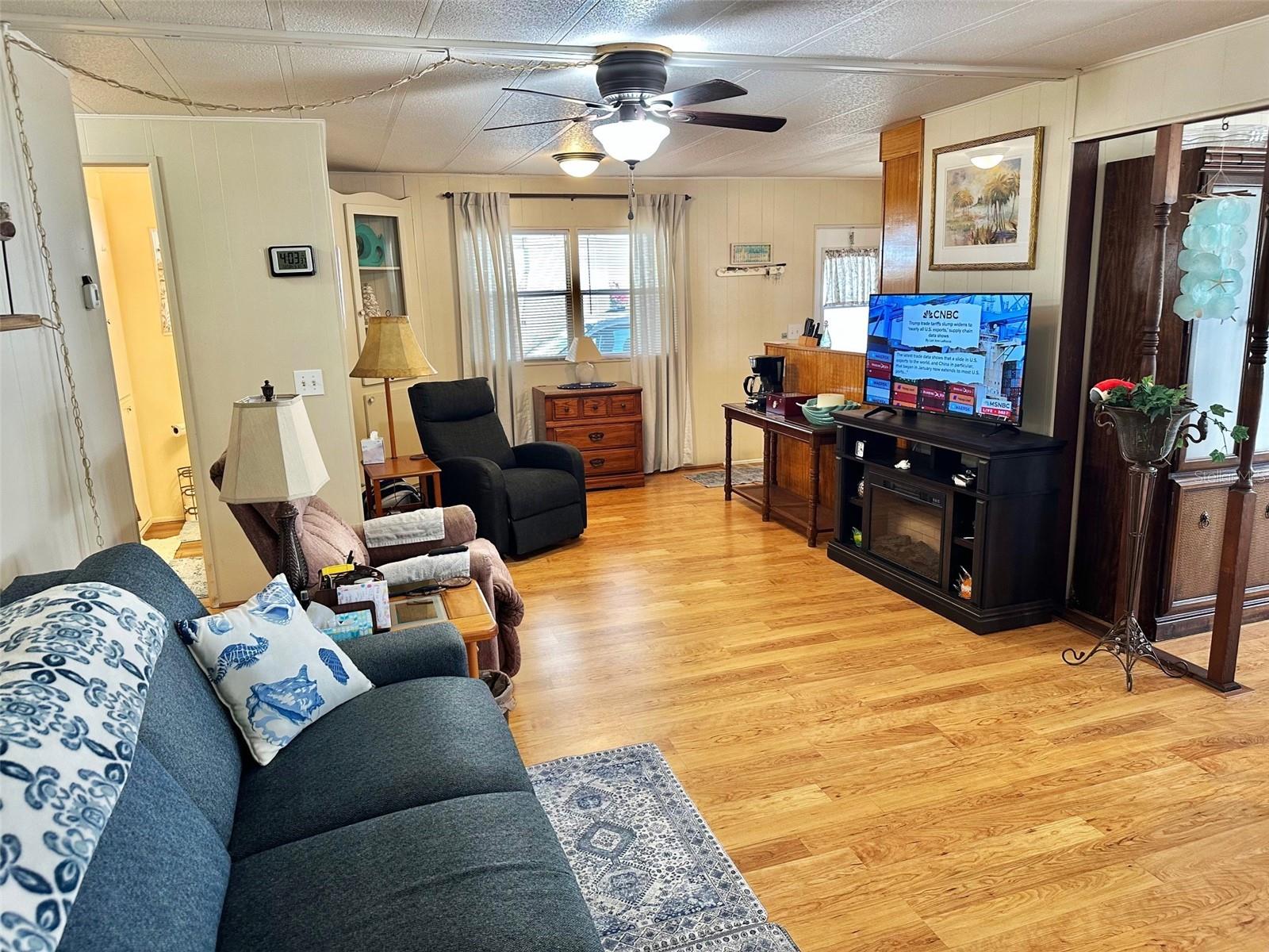 Image 6 of 14 For 11176 100th Street 48