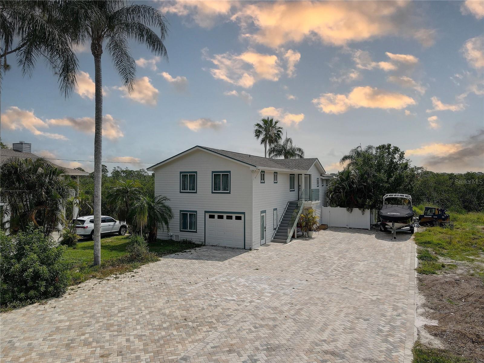 Details for 8117 Bay Drive, TAMPA, FL 33635