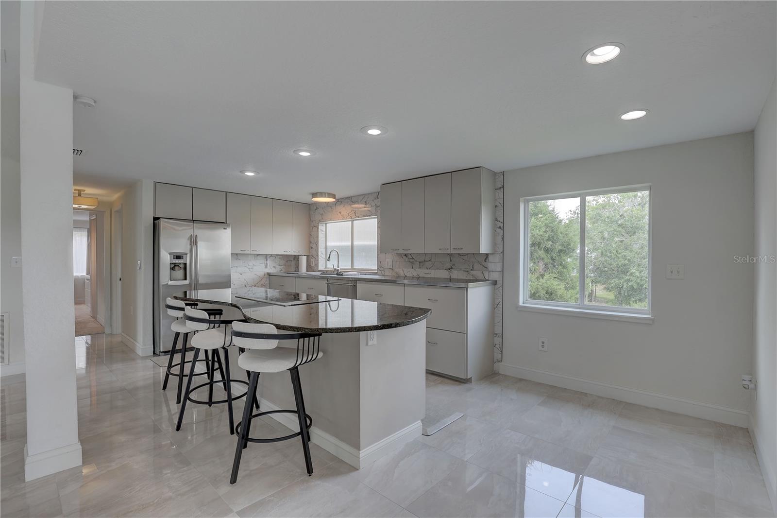 Image 12 of 82 For 8117 Bay Drive