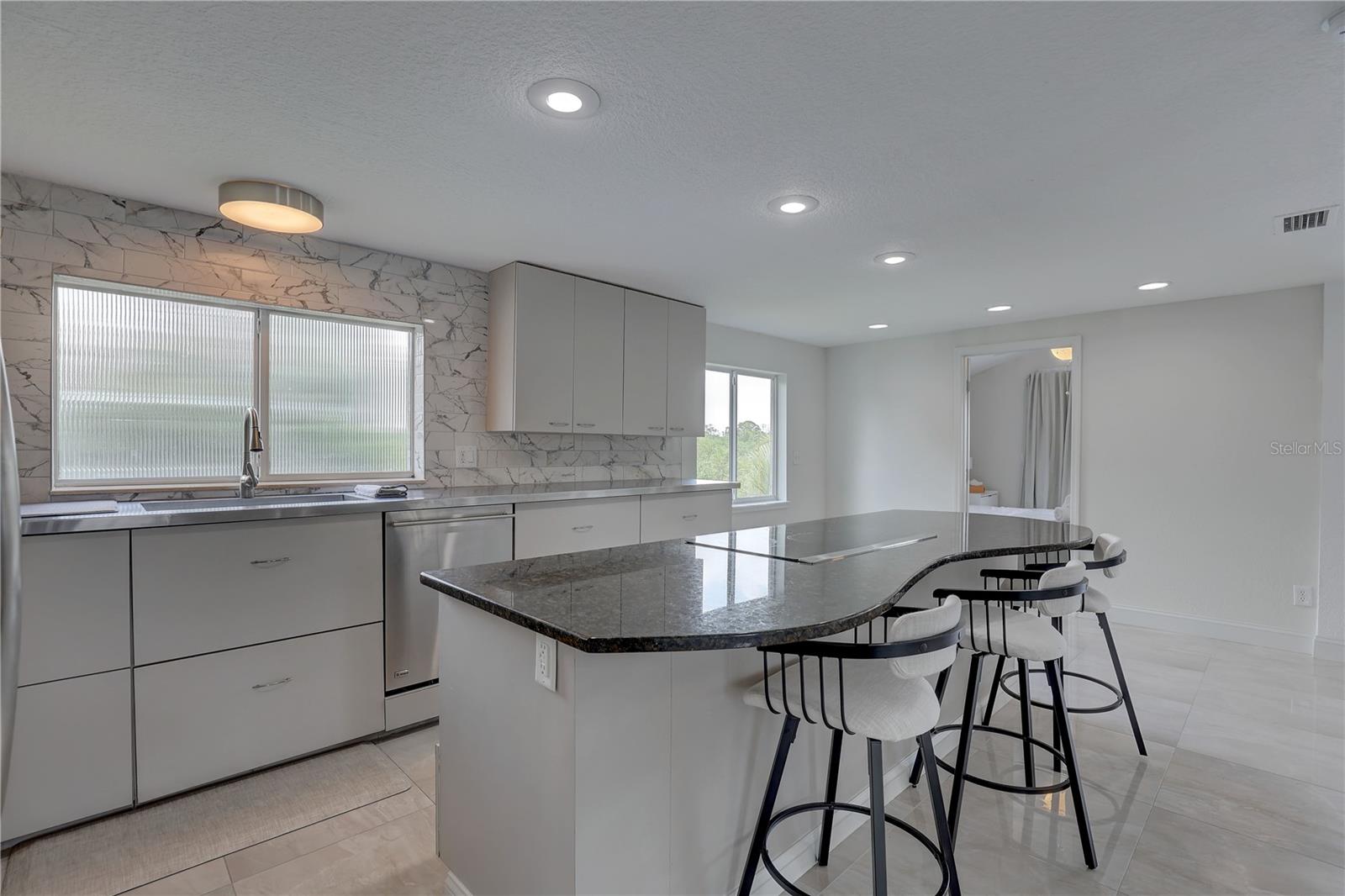 Image 13 of 82 For 8117 Bay Drive