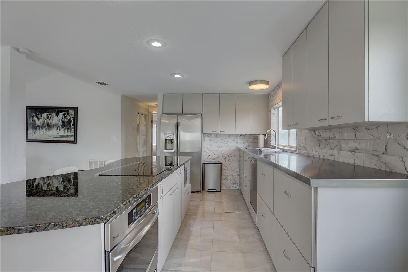 Image 14 of 82 For 8117 Bay Drive