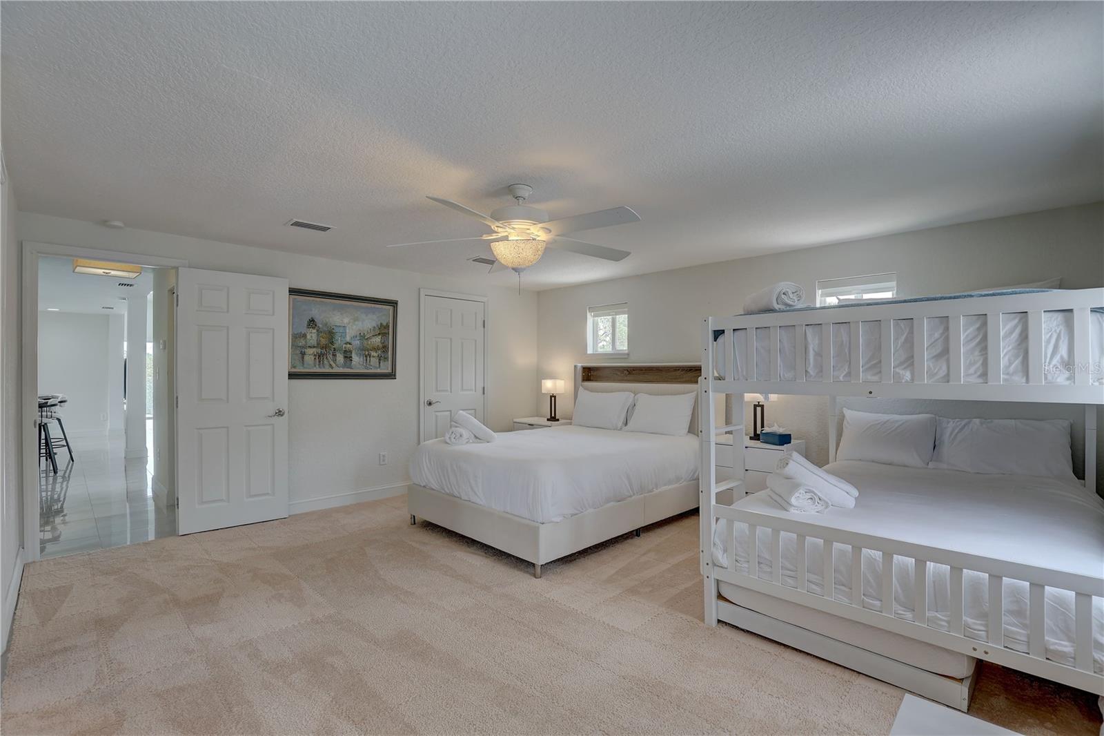 Image 24 of 82 For 8117 Bay Drive