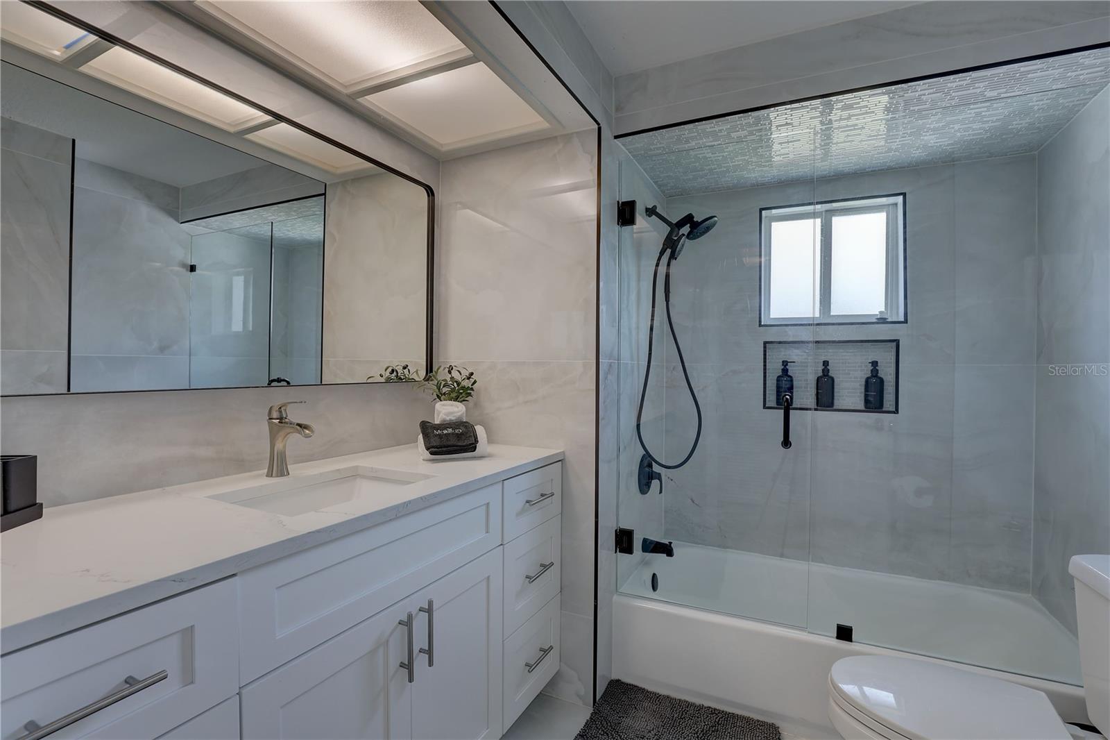 Image 32 of 82 For 8117 Bay Drive