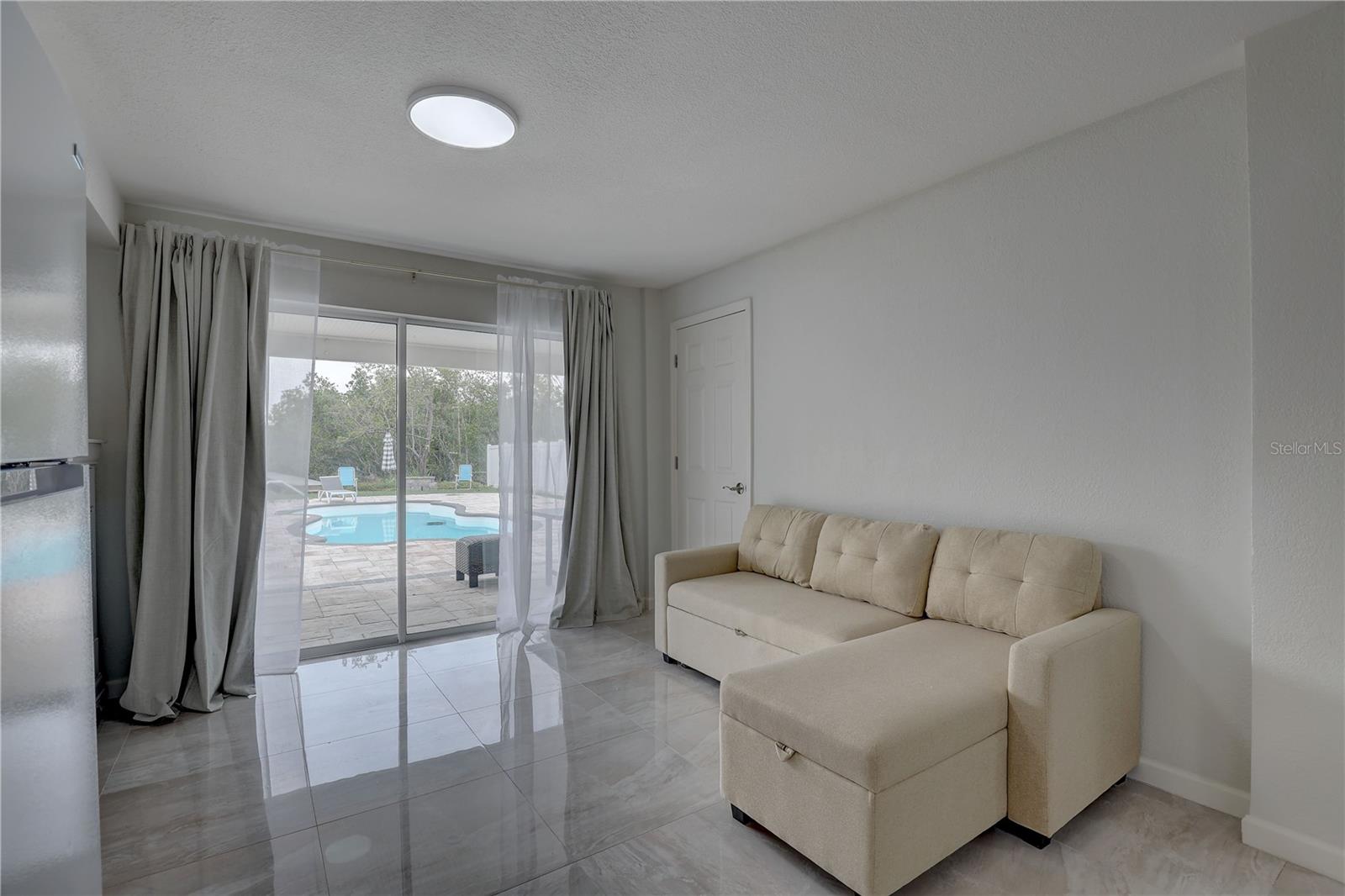 Image 43 of 82 For 8117 Bay Drive