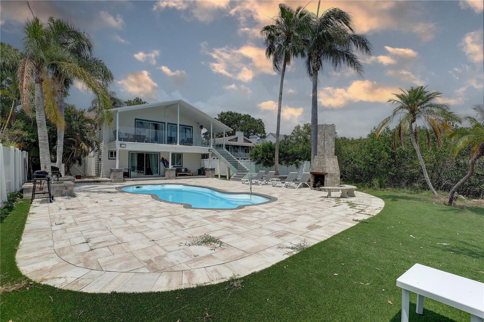 Image 65 of 82 For 8117 Bay Drive